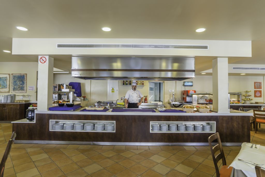 Aparthotel Holiday Center Santa Ponsa Bagian luar foto